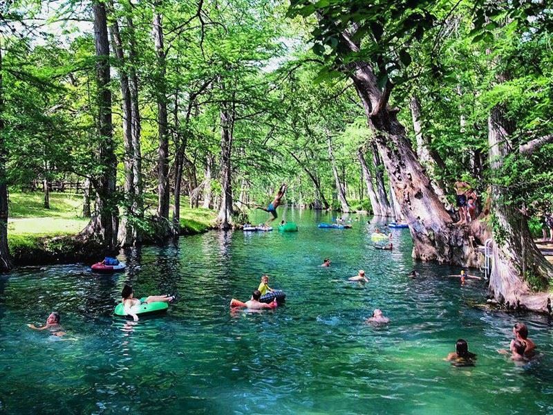 WIMBERLEY (BLUE HOLE)